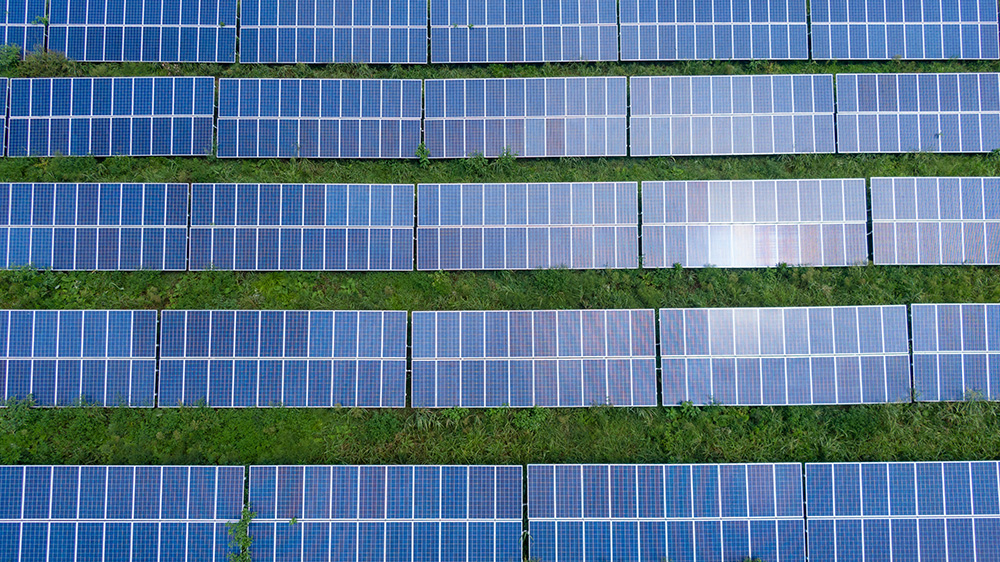 Sector fotovoltaico en España: lejos se ser un país pionero en el impulso de las energías renovables y el autoconsumo energético.