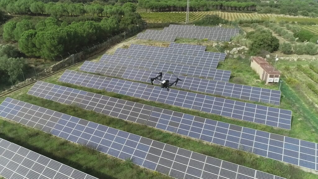 Fotovol ha ejecutado una instalación por autoconsumo en l'Horta Solar el Higueral, situada a Capmany, con una potencia de 600 kWp.