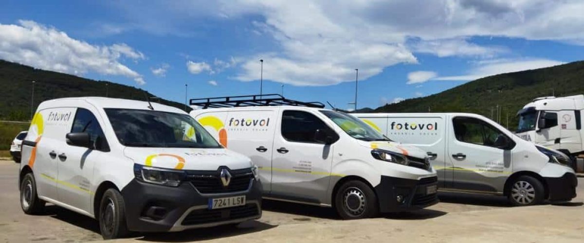 Descobreix els beneficis de les empreses locals en el sector de la fotovoltaica i assegura't un bon rendiment i vida útil a la instal·lació.
