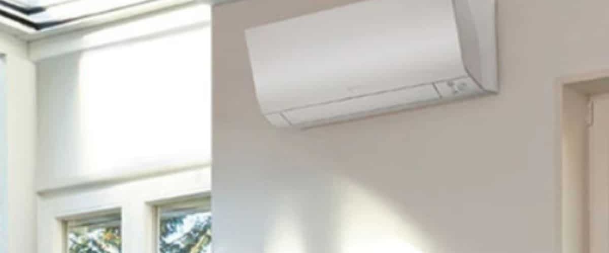 aerotermia-con-fan-coils-pared
